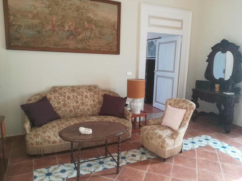 La Casa Di Astrea Bed & Breakfast Caiazzo ภายนอก รูปภาพ